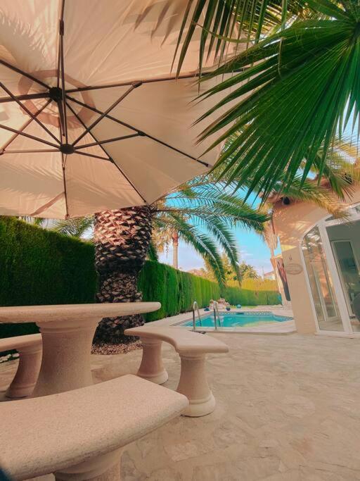 Impresionante Villa Con Piscina - Oliva Nova Exteriér fotografie