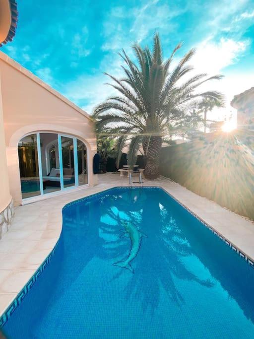 Impresionante Villa Con Piscina - Oliva Nova Exteriér fotografie